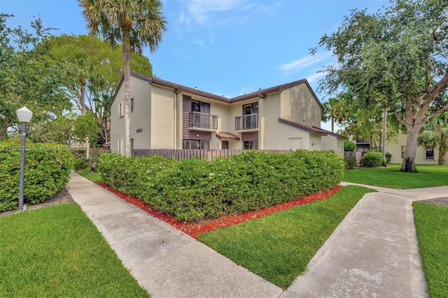 3335 Cocoplum Cir Unit 33122 Coconut Creek, FL Townhouse Sold - Photo 1 of 28. Opens carousel modal