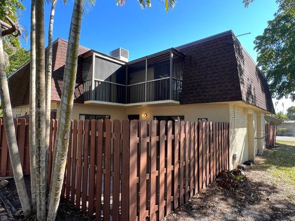 5825 Swordfish Ct Unit D