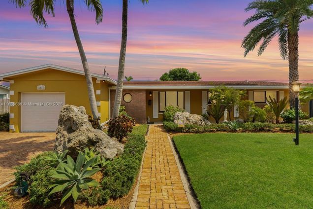 8821 SW 51st St Miami, FL House Sold - Photo 1 of 1. Opens carousel modal