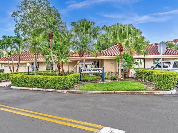 5236 NE 6th Ave Unit G25