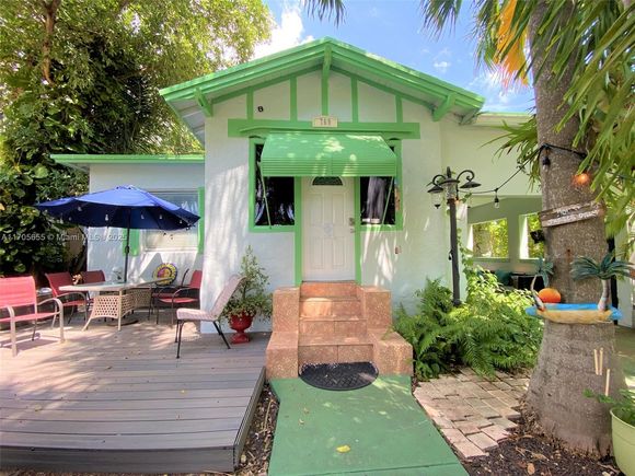 769 NW 10th St Miami, FL Multifamily Active - Photo 1 of 20. Opens carousel modal