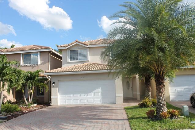 9420 NW 55th St Sunrise, FL House Active - Photo 1 of 13. Opens carousel modal