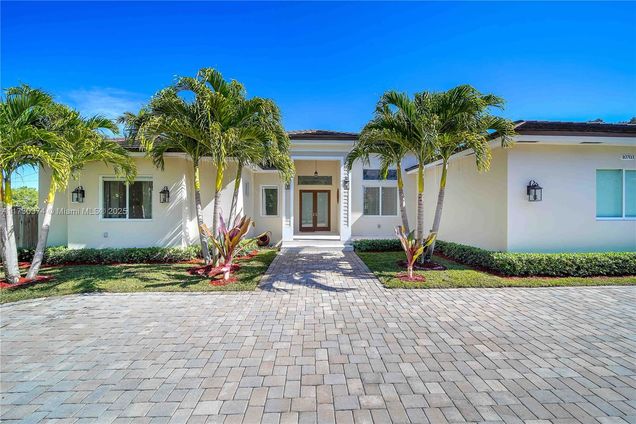 10703 SW 84th Ave