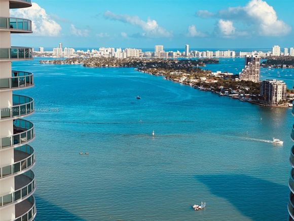 1800 N Bayshore Dr Unit 3615