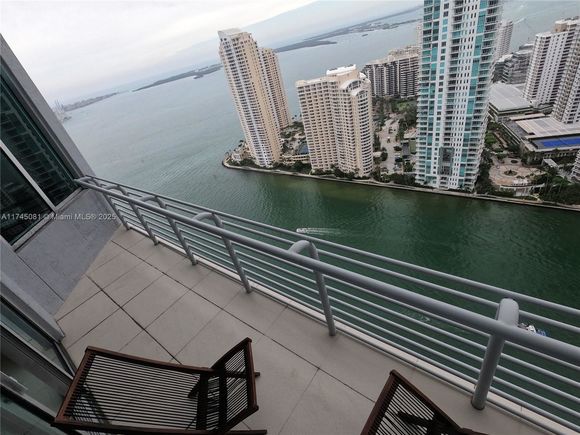 325 S Biscayne Blvd Unit UPH 19 Miami, FL Condo Active - Photo 1 of 29. Opens carousel modal