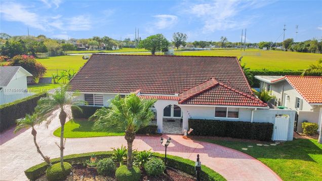 7510 SW 100th Ct Miami, FL House Sold - Photo 1 of 39. Opens carousel modal