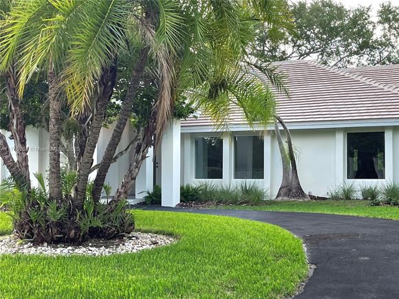8513 SW 169 Ter