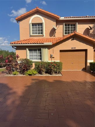 8598 Lychee Dr Unit 501