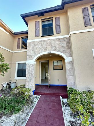 3302 W 114th Ter Unit 3302 Hialeah, FL Townhouse Active - Photo 1 of 30. Opens carousel modal