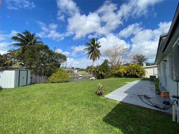 11121 SW 46th St Miami, FL House Active - Photo 1 of 13. Opens carousel modal