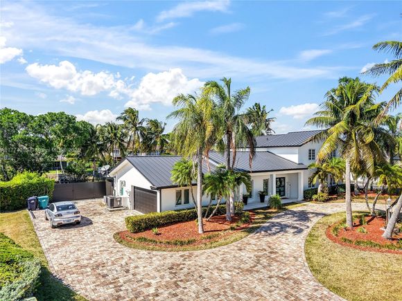 7501 SW 174th St