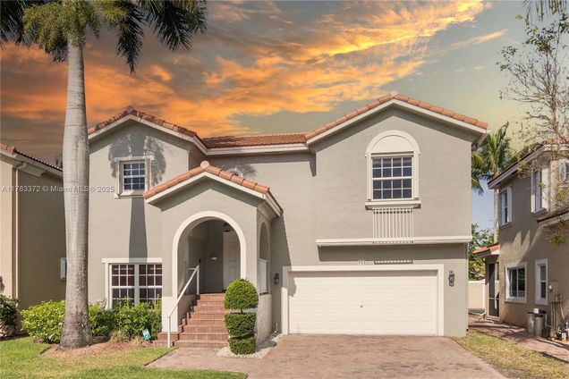 922 NW 127th Ave