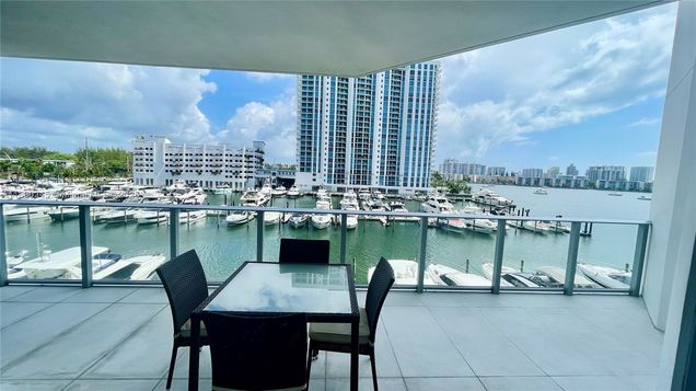 17111 Biscayne Blvd Unit 403