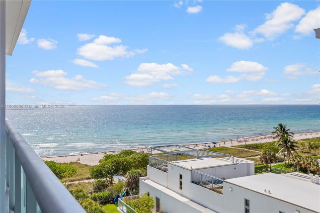 9511 Collins Ave Unit 806