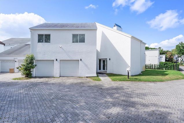 1981 S Oak Haven Cir Miami, FL House Active - Photo 1 of 51. Opens carousel modal