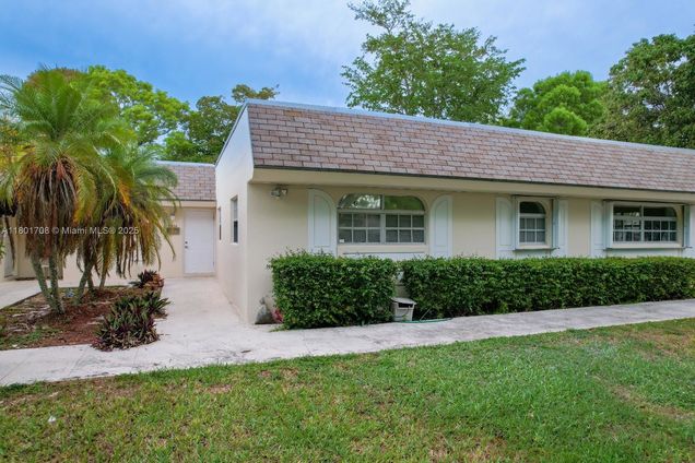 17252 SW 112th Pl Unit 21243