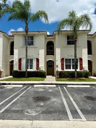 947 NE 42nd Ter Unit 947 Homestead, FL Townhouse Active - Photo 1 of 34. Opens carousel modal
