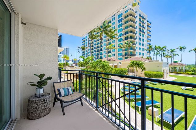 610 W Las Olas Blvd Unit 811N Fort Lauderdale, FL Condo Active - Photo 1 of 42. Opens carousel modal