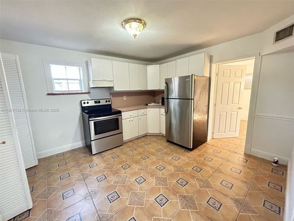1919 Thomas St Unit 3 Hollywood, FL Multifamily Active - Photo 1 of 9. Opens carousel modal