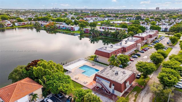 310 NW 107th Ave Unit 202