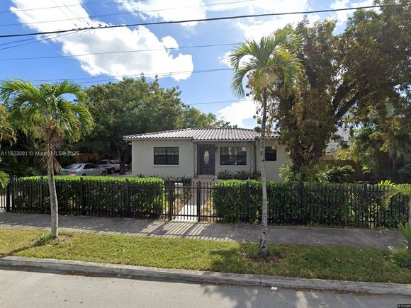 160 NW 39th St Miami, FL Land Active - Photo 1 of 1. Opens carousel modal