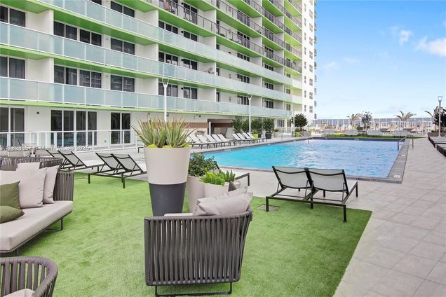 1756 N Bayshore Dr Unit 37H Miami, FL Condo Active - Photo 1 of 72. Opens carousel modal