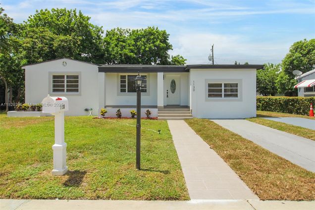 1130 NW 91 St