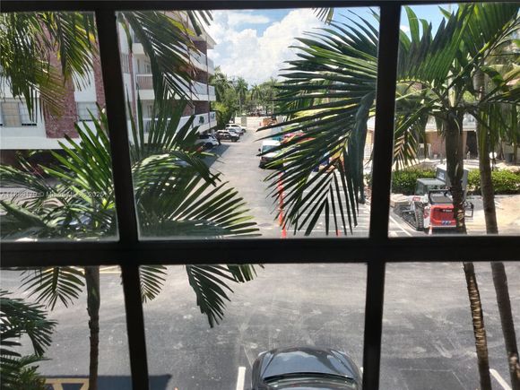 2424 SE 17th Cswy Unit 206B Fort Lauderdale, FL Condo Active - Photo 1 of 12. Opens carousel modal