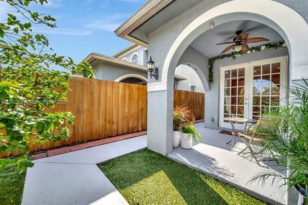 1137 NE 3rd Ave Unit 1137 Fort Lauderdale, FL Townhouse Active - Photo 1 of 40. Opens carousel modal