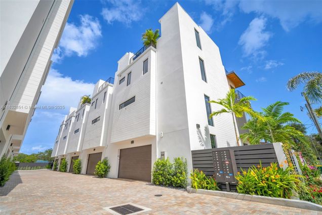 820 NE 2nd St Unit 820 Fort Lauderdale, FL Townhouse Active - Photo 1 of 22. Opens carousel modal