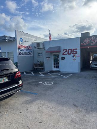 205 N Dixie Hwy Hallandale Beach, FL Plot of land Active - Photo 1 of 16. Opens carousel modal