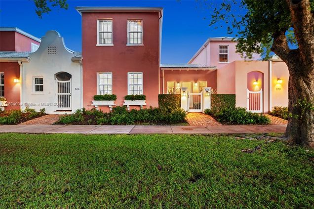 568 Loretto Ave Unit 11