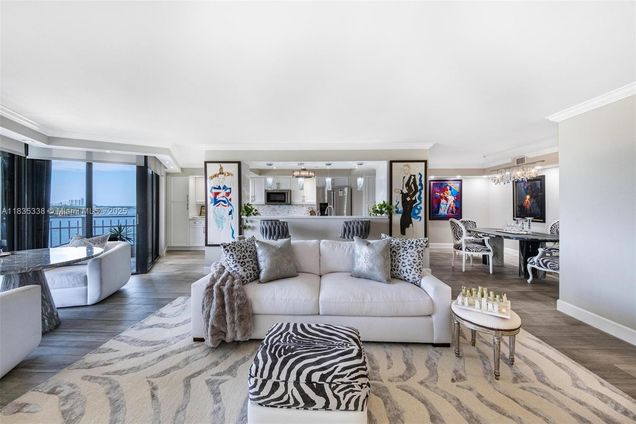 4000 Towerside Ter Unit 1507