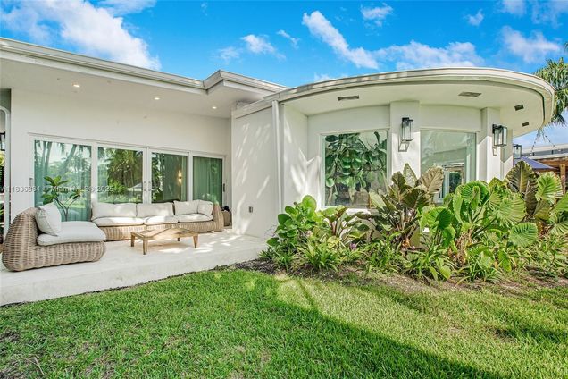 815 NE 76th St Unit 0 Miami, FL House Active - Photo 1 of 30. Opens carousel modal