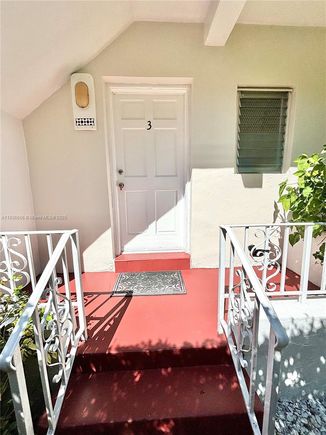 42 Majorca Ave Unit 3 Coral Gables, FL Apartment Active - Photo 1 of 7. Opens carousel modal