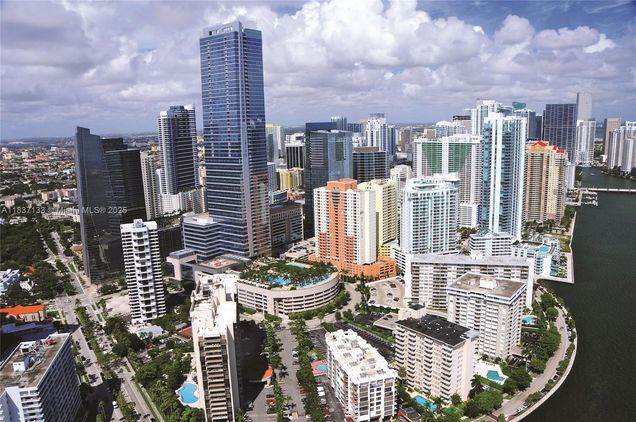 1435 Brickell Ave Unit 3106