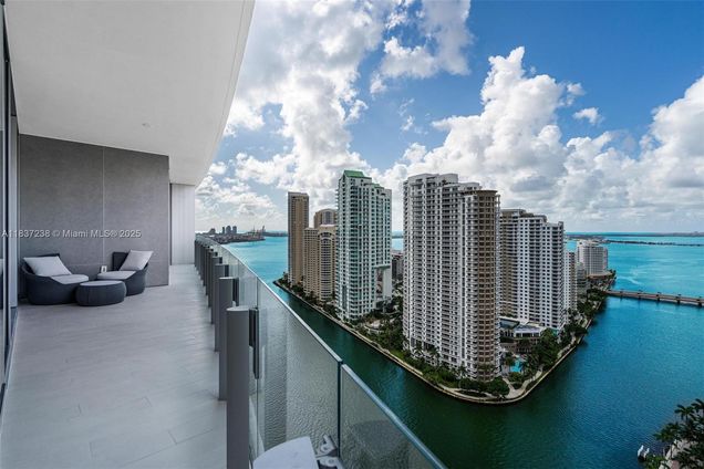 300 Biscayne Blvd Way Unit 2706 Miami, FL Condo Active - Photo 1 of 25. Opens carousel modal