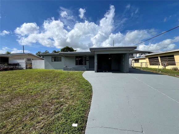 2854 SW 4th Pl Fort Lauderdale, FL House Active - Photo 1 of 30. Opens carousel modal