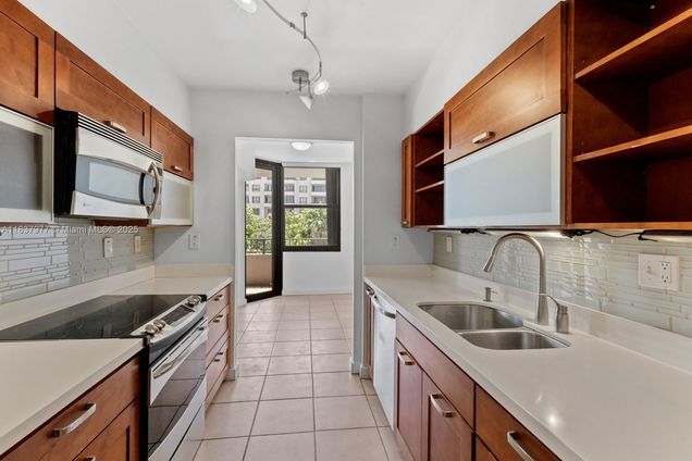 161 Crandon Blvd Unit 426 Key Biscayne, FL Condo Active - Photo 1 of 30. Opens carousel modal