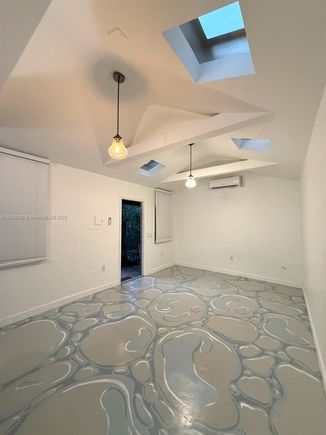 118 NW 24th St Unit 3 Miami, FL Apartment Active - Photo 1 of 10. Opens carousel modal