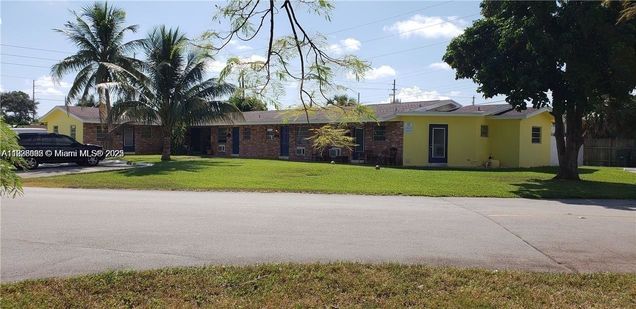 200 NE 45th St Unit 202 Oakland Park, FL Condo Active - Photo 1 of 6. Opens carousel modal