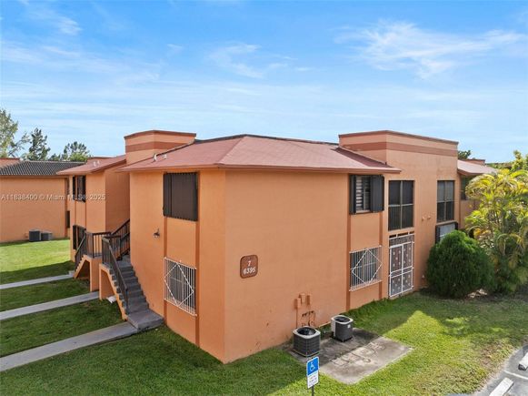 6395 W 27th Ct Unit 104