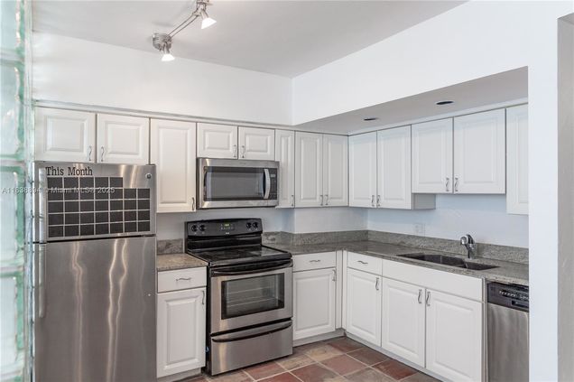 1250 West Ave Unit 8R Miami Beach, FL Condo Active - Photo 1 of 9. Opens carousel modal
