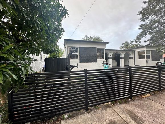 103 NW 68th Ter Unit 103 Miami, FL Apartment Active - Photo 1 of 10. Opens carousel modal