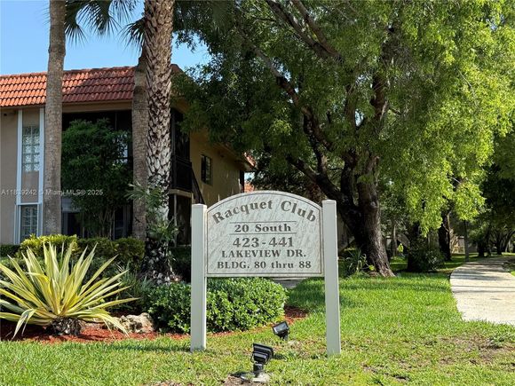 435 Lakeview Dr Unit 201 Weston, FL Condo Active - Photo 1 of 17. Opens carousel modal