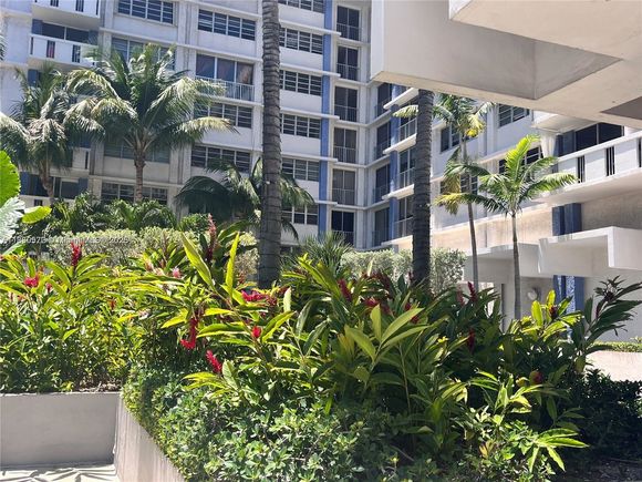 800 West Ave Unit 832 Miami Beach, FL Condo Active - Photo 1 of 17. Opens carousel modal