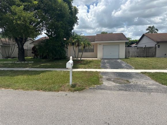 9285 Affirmed Ln