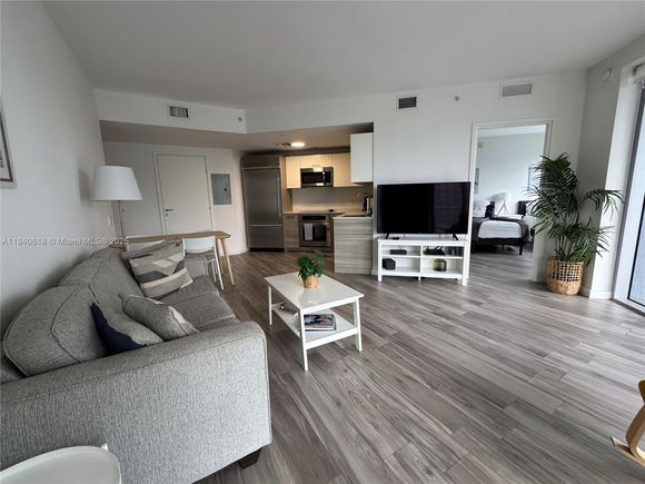 1300 Brickell Bay Dr Unit 3301 Miami, FL Condo Active - Photo 1 of 23. Opens carousel modal