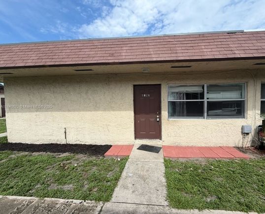 5402 NW 24th Ct Unit 70 Lauderhill, FL Condo Active - Photo 1 of 9. Opens carousel modal