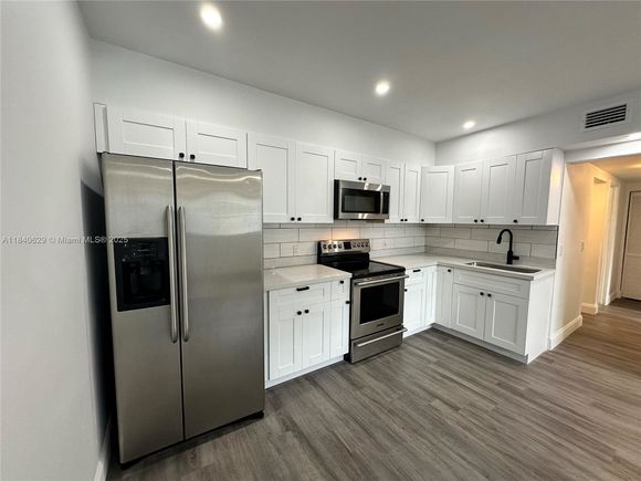 41 SW 67th Ct Unit 3 Miami, FL Multifamily Active - Photo 1 of 12. Opens carousel modal